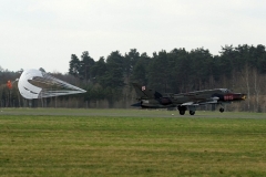 Spadochron hamujący SH-22